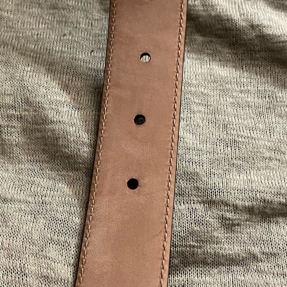 Authentic Gucci Leather Belt - Picture 5 of 5